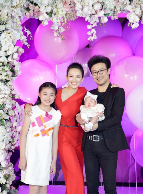 向章子怡一样给女儿做庆生视频